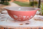 MCM PYREX Pink Gooseberry Cinderella 4 Quart Glass Mixing Bowl #444