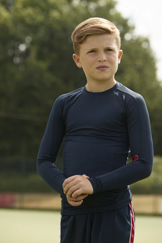 i-sports Kids Base Layer Tops Compression Thermals Plain Skins Under Wear Shirts - Image 4 of 4