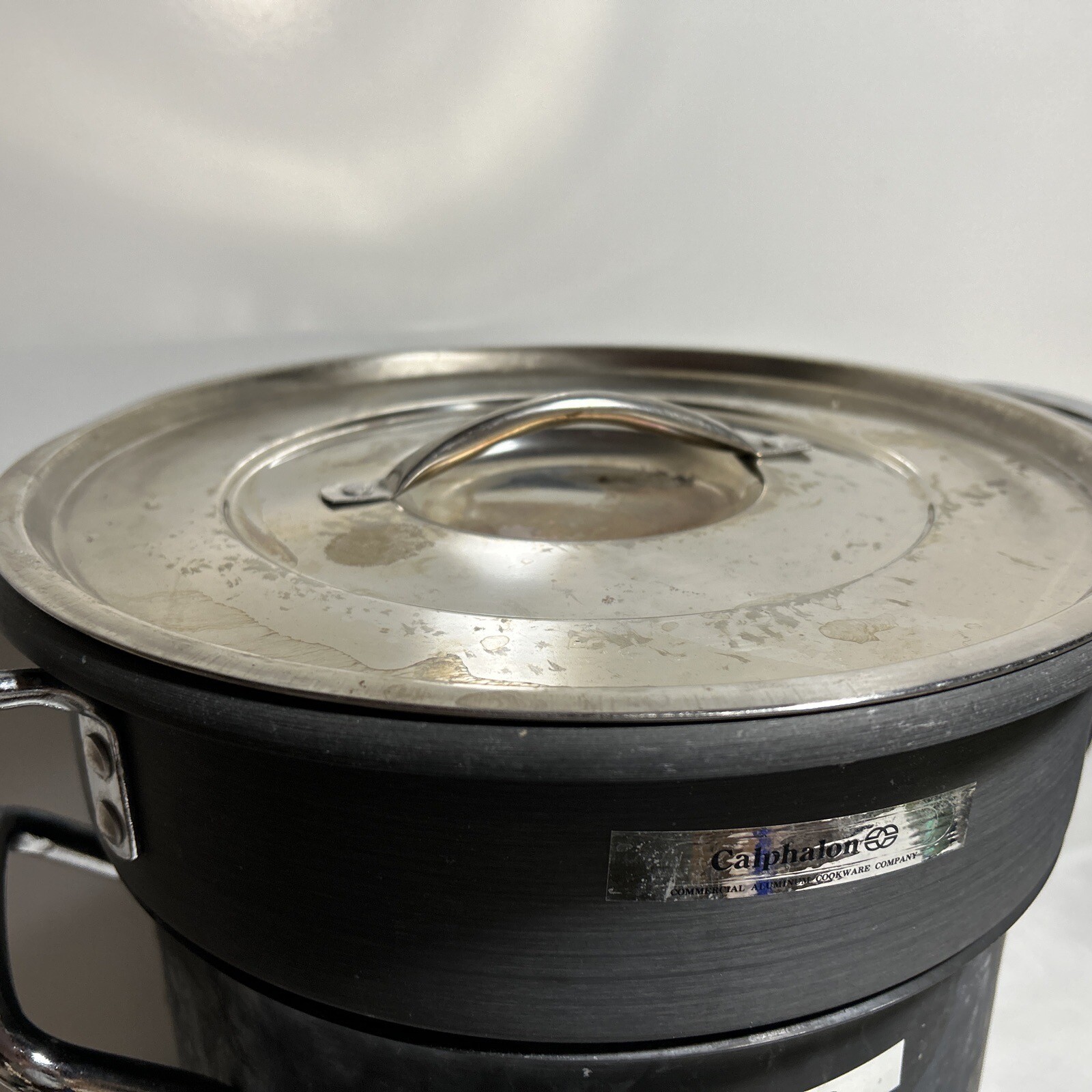 CALPHALON COMMERCIAL 12 QT STOCK POT 812 & STRAINER BASKET & Lid Used