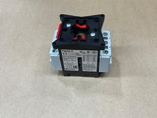 SCHNEIDER VBF0 EMERGENCY DISCONNECT SWITCH NO HANDLE #28A30*IAC
