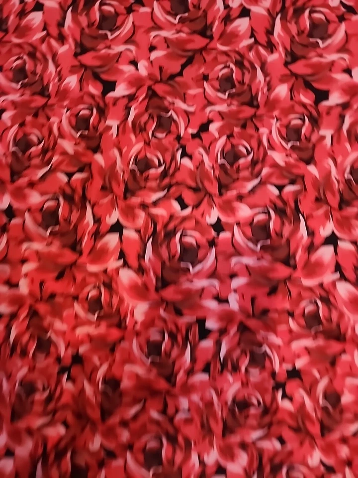 KEEPSAKE calico Solid RED ROSES 100% Cotton 11 Feet  - Image 2 of 4