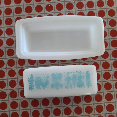 Vintage Pyrex Amish Butterprint Turquoise Butter Dish White Milk Glass