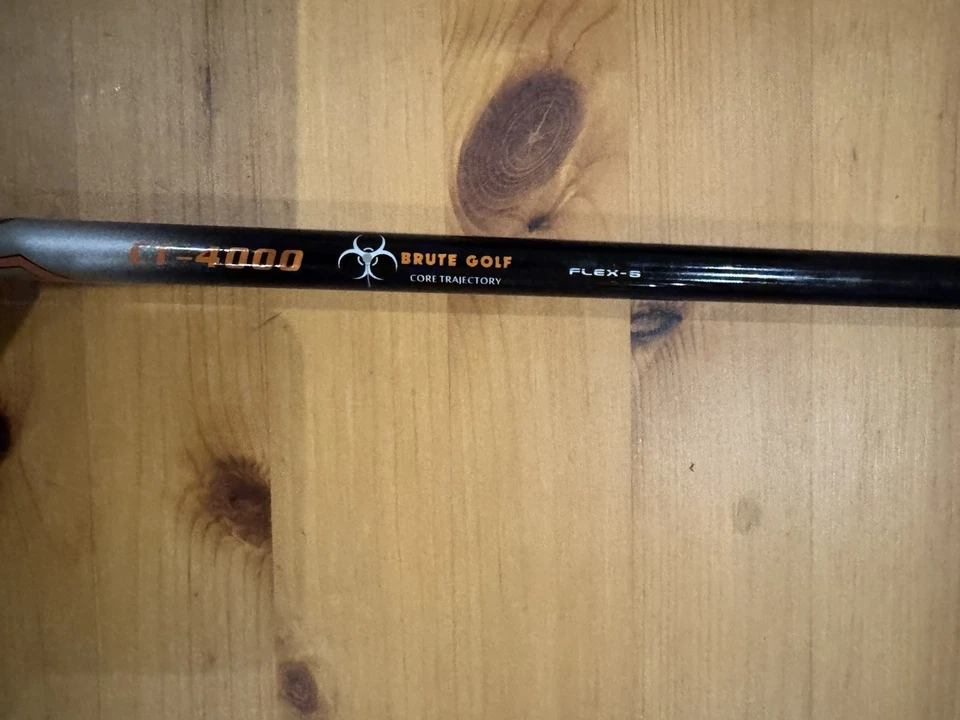 Reve Toxic Long Drive Driver / 48 Inch / 6 Degree - Image 4 of 4