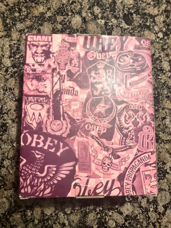 Kidrobot Dunny Obey - Signed By Shepard Fairey 2007 Propaganda vinyl - Image 4 of 4