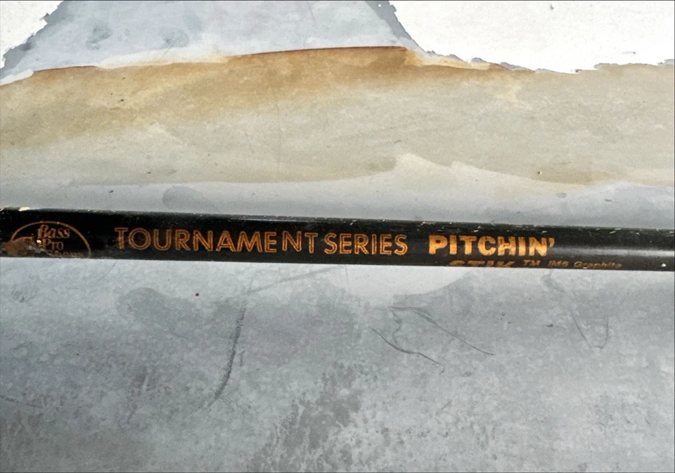 Usado Vintage Bass Pro 6’ 6” Med Heavy Tournament Series Pitchin Stik - Imagem 2 de 4