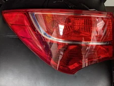2013 2014 HYUNDAI SANTA FE LEFT DRIVER HALOGEN TAIL LIGHT W/BULBS OEM #92401-4Z0