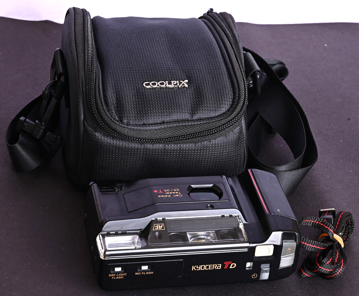 Yashica T4 Super D 35mm Point & Shoot Film Camera for sale Yashica T4 Super D 35mm Point & Shoot Film Camera for sale