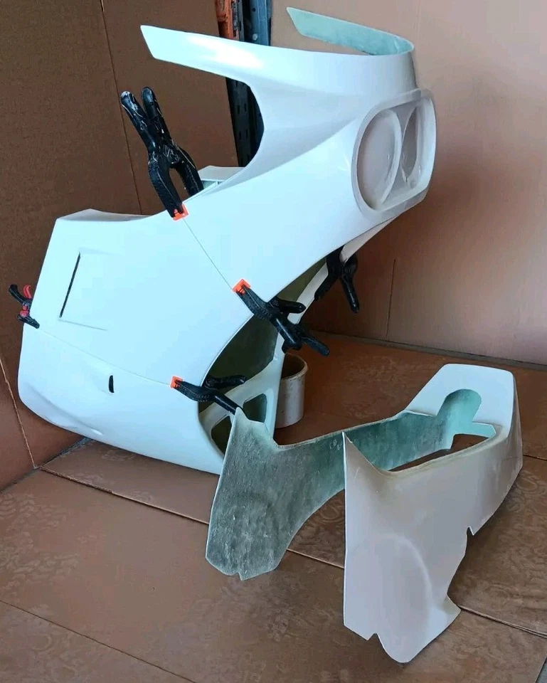 Suzuki GSXR 1100 GSX-R1100 Twin Headlight 1986/87 Fairings Set Fiberglass New - Image 2 of 4