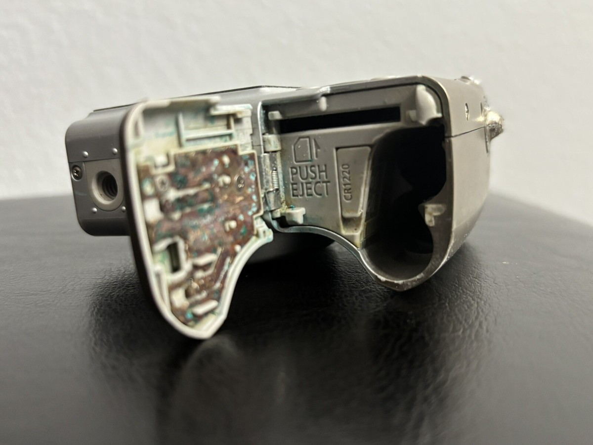 Canon PowerShot A530 5 Megapixel Digital Camera As-is For Parts or