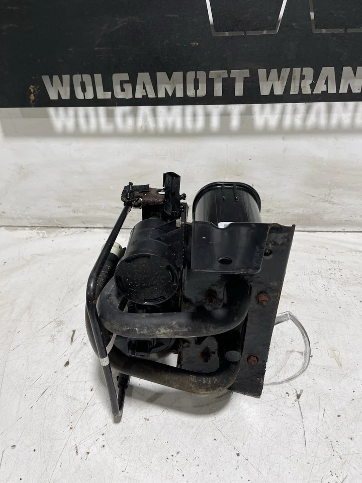 Suporte de vasilha de vapor de combustível e detecção de vazamento 03-04 Jeep TJ Wrangler 52109503AB - Imagem 3 de 4