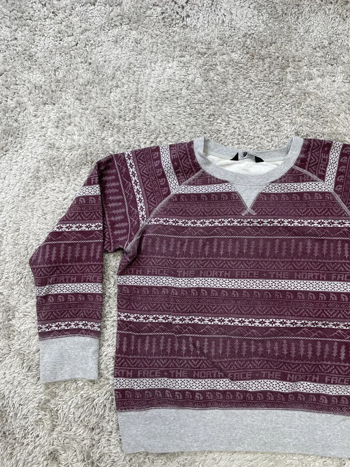 Sudadera para mujer The North Face grande gris borgoña cuello redondo Fair Isle Raglan Foto 3 de 4