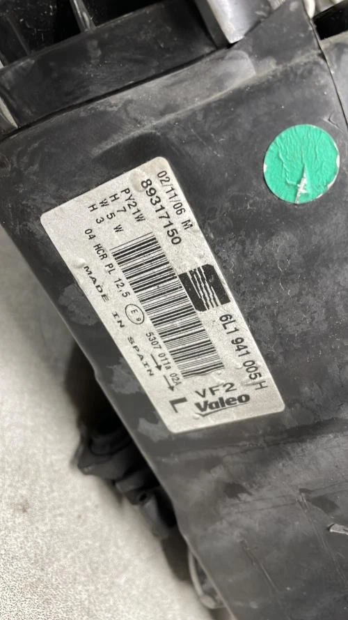 Optique avant principal gauche (feux)(phare) Seat IBIZA 1.2I 12V - 70 6L1941751D - Photo 4/4