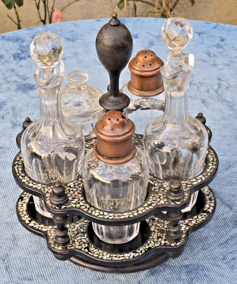 Beau serviteur ancien en CRISTAL Huile,vinaigre etc.Avec incrustations de NACRE - Photo 4/4