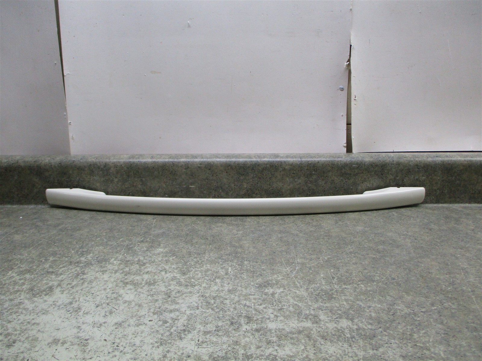 Frigidaire Range Handle Scuff Part # 316270202