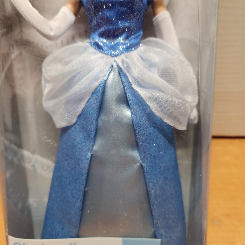 Disney Princess Cinderella Classic Doll with Gus New in Box