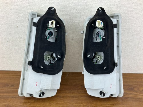 NISSAN Elgrand E51 Rider Rear Lights Lamps Right Left Breaking Clear G75 - Picture 10 of 16