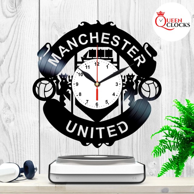 Manchester United Logo Emblem Vinyl Record Wall Clock Best Fans Gift