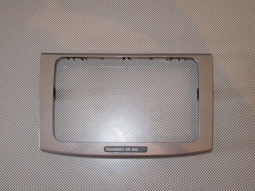 VW Passat 3C Armaturenbrett Verkleidung Radio Abdeckung Navigation 3C0858069AE