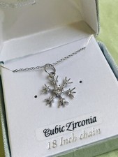 Sterling Silver .925 Clear CZ Snowflake Pendant With 18 Inch Chain-New