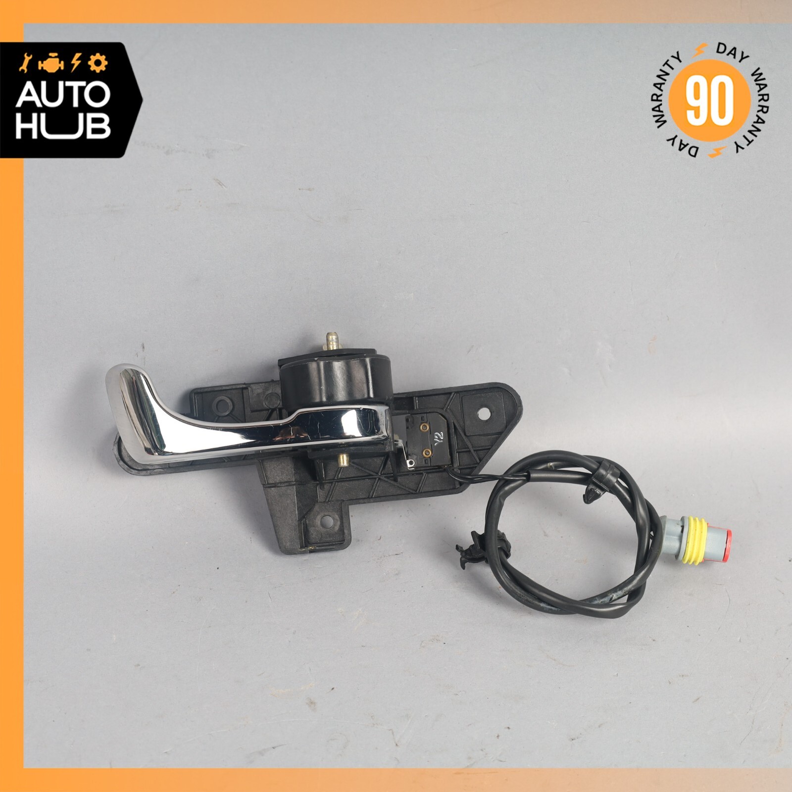 02-07 Maserati Spyder 4200 M138 Right Side Interior Door Handle OEM 49k