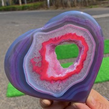 328G Natural beautiful heart-shaped agate crystal cave super large gemstone