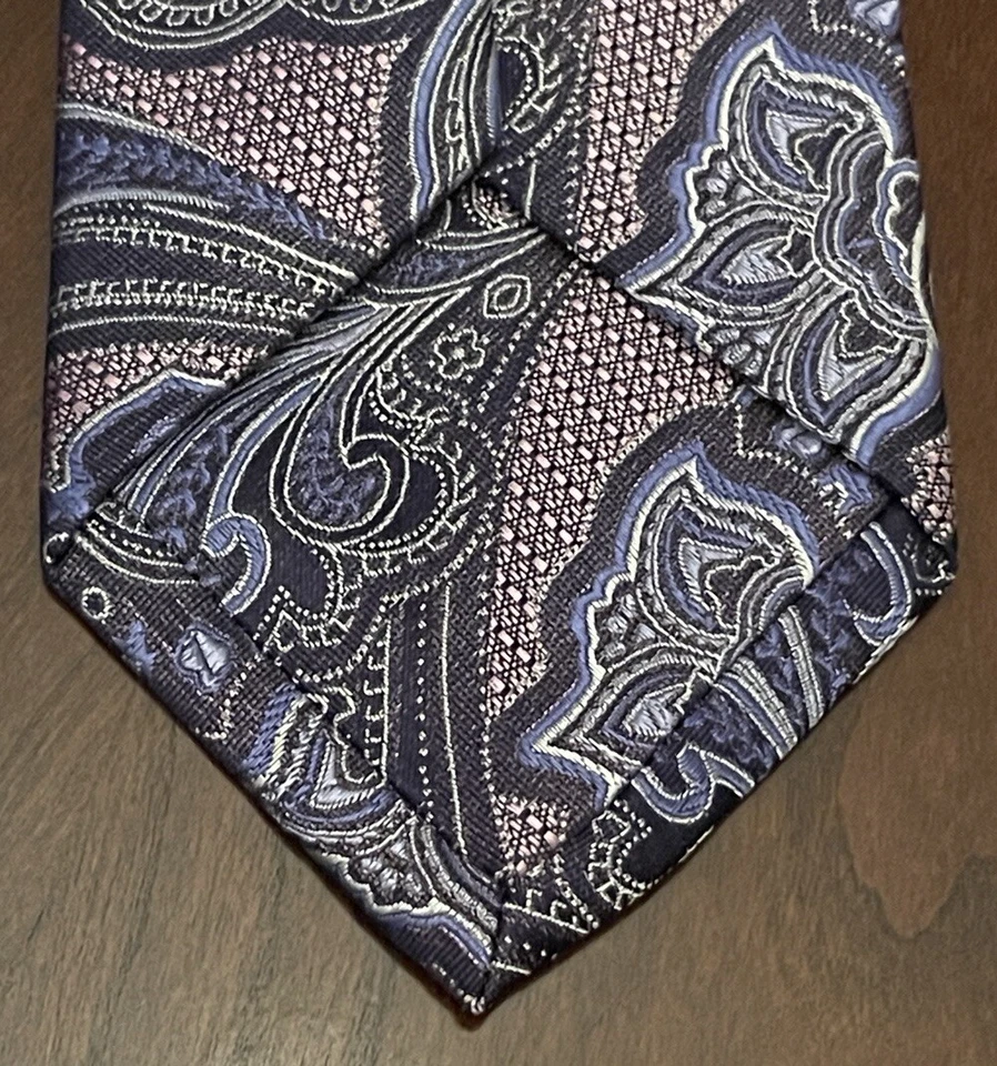 Jos. A. Corbata Bank Reserve Rosa Azul 100% Seda Hombre Hecha en China Foto 2 de 4