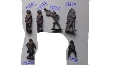 Lot De 15 Soldats Anciens En Aluminium Quiralu-Aludo - Figurines Collection