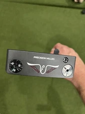 Edel Array B-1 Blade Putter Right Handed Edel Grip 34.5” Black Lightly Used