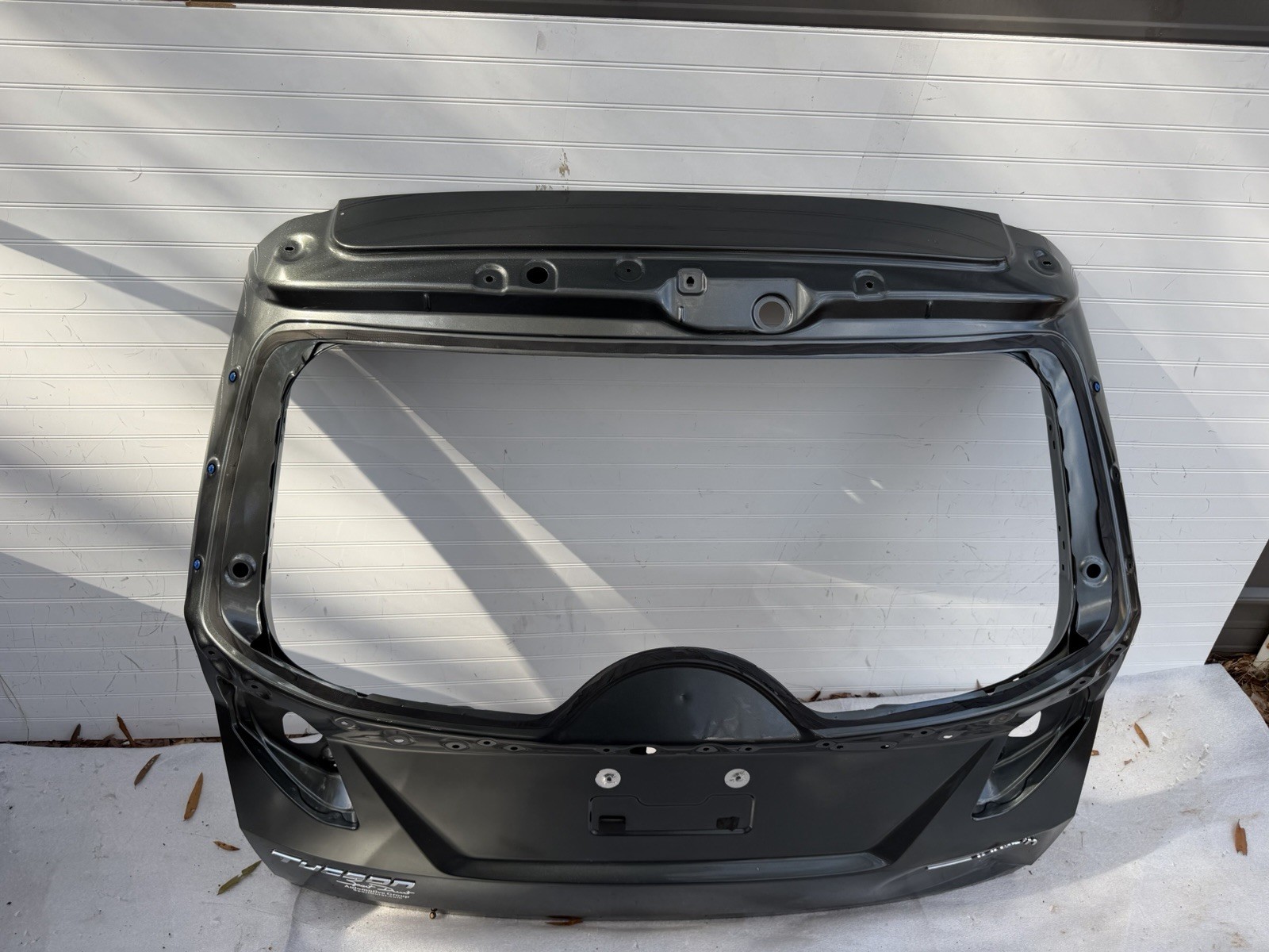 2022 2023 HYUNDAI TUCSON REAR LIFTGATE TAILGATE SHELL
