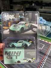 Mini GT 1:64 Porsche 911 GT3 R #28 HubAuto Racing 2023 Macau Grand Prix #804