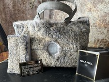 Chanel Fell / Wildleder Henkeltasche in grau