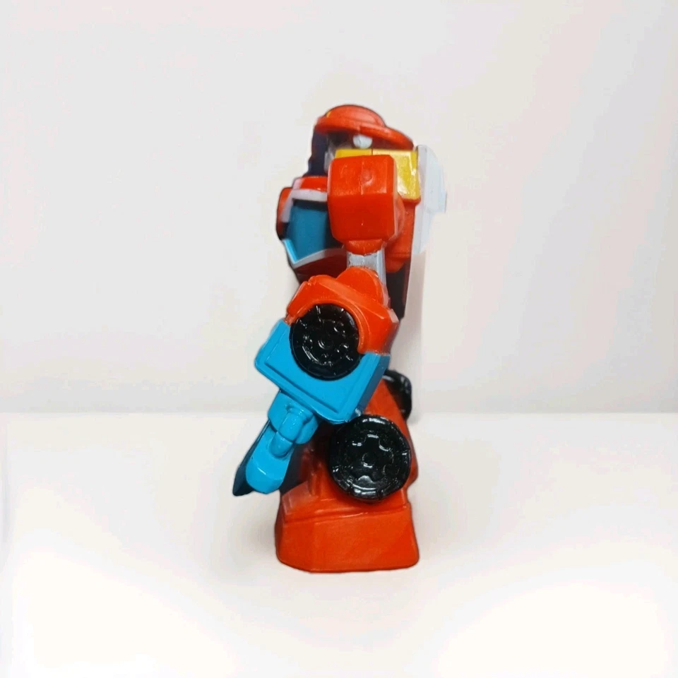 Playskool Heroes Transformers Rescue Bots HEATWAVE the Fire-Bot 3.5" Figure - Image 2 of 4