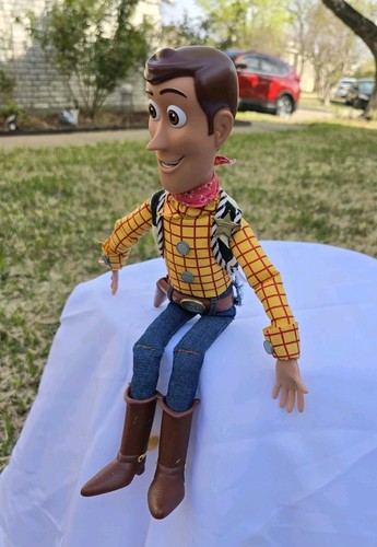 Talking Woody Doll Figure Great Condition Toy Story 3 Movie Sound Works Great - Picture 4 of 13