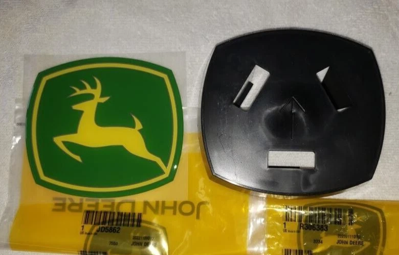 GENUINE JOHN DEERE 7200R 7210R 7230R 7250R 7260R + MEDALLION SET  