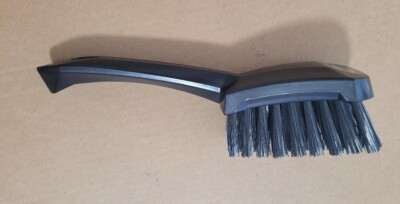 VIKAN 41929 SCRUB BRUSH 4 1/2'' BRUSH X 10'' LONG  X 3'' WIDE, DENMARK MADE