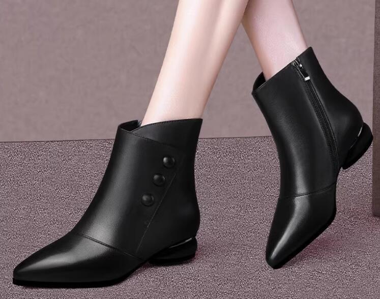 【PORTERNA】Kind Point Toe Ankle Boots Commute Pointed Toe Ankle Boots