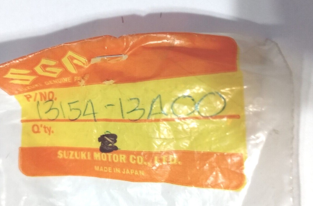 BE:FIRST
alienwareエイリアンウェア
ベアー
テディベア Suzuki LT250 Fuel Tank Emblem Screw NOS 13154-13A00 (L-1610) | eBay