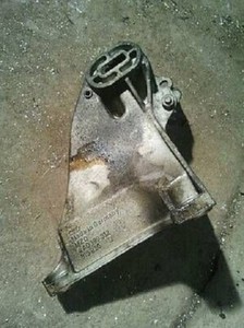 Audi 100 C4 A6 Typ 4A 2.3 Motorhalter Stütze Halter Rechts 4A0199312