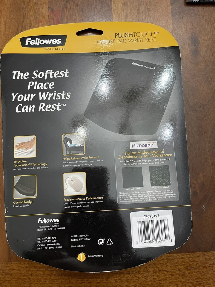 Fellowes PlushTouch Wrist Rest with Mouse Pad, FoamFusion Technology, Graphite - Image 3 of 4
