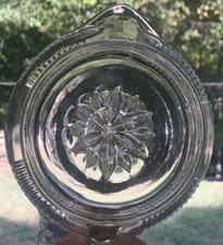 Vtg Heavy Glass Citrus Orange Juicer Squeezer Reamer Handle Spout 6.5&rdquo;Diam 4&rdquo;T