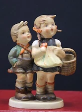 Goebel M.I. Hummel figurine #49 3/0 "To Market" TMK2 4" tall, Germany