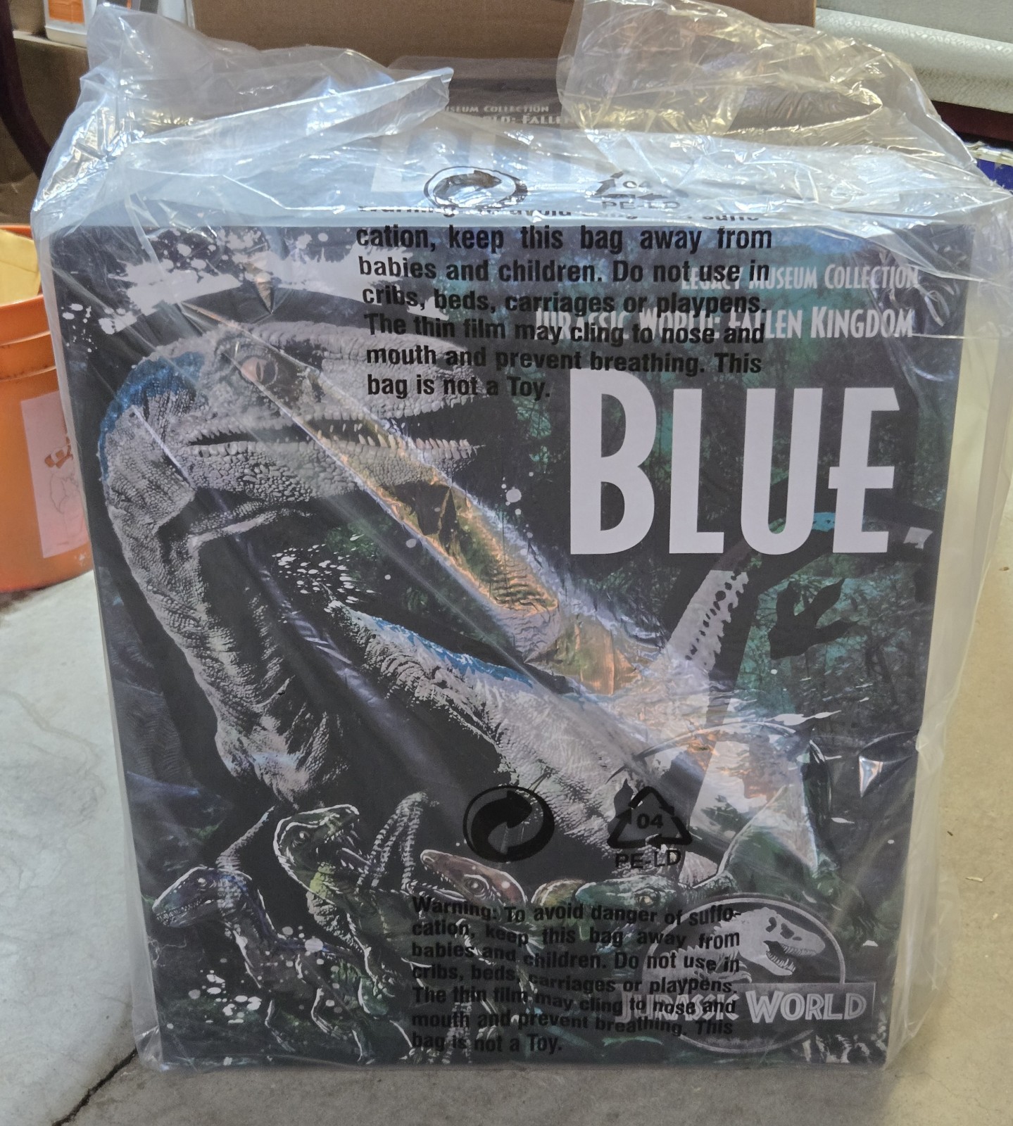 Prime 1 Studio Jurassic World Legacy Museum Collection 1/6 Blue Statue EX New