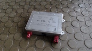 Steuergerät Antennenverstärker Audi A4 1.9 TDI 8E/8H/QB6 8E0035456 12 Monate