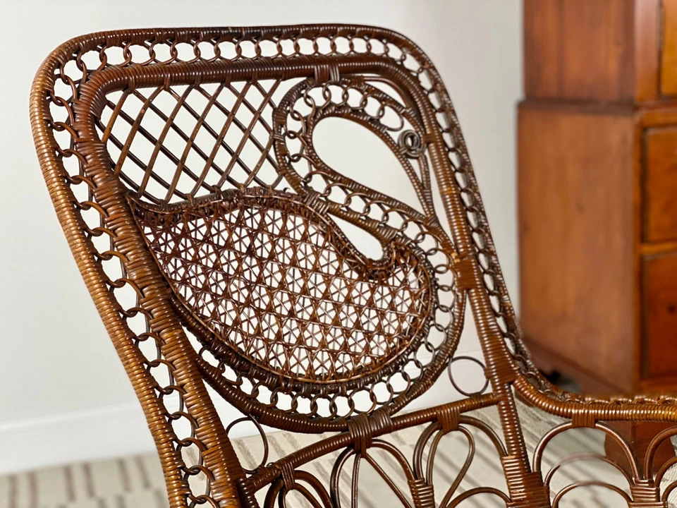 Старинное викторианское плетеное кресло-качалка Wakefield Swan - Изображение 3 из 4