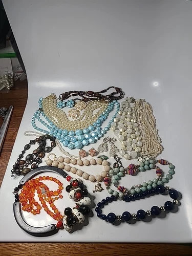 vintage costume jewelry lot Estate Finds