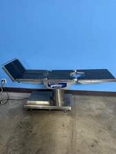 Skytron 6700B Surgical Operating Table
