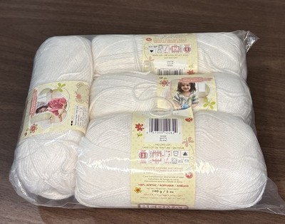BERNAT Softee Baby Yarn White Skeins Lot of 4 New
