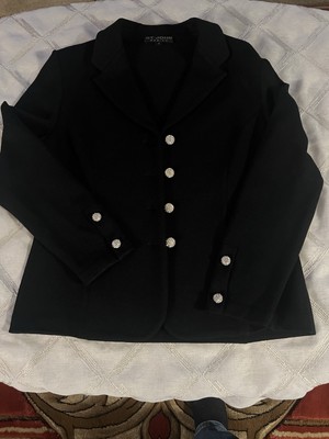 St. John Stunning. Two Piece Jacket.14 Skirt14