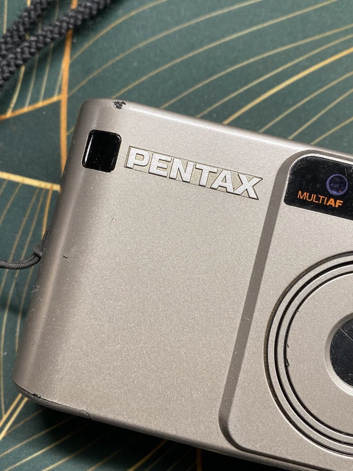 Pentax IQZoom 835 Film Camera Point and Shoot Panorama Zoom Film Works! - Image 2 of 4