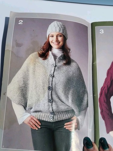Knitting Book Bernat 530178 - Urban Weekend - Picture 6 of 10
